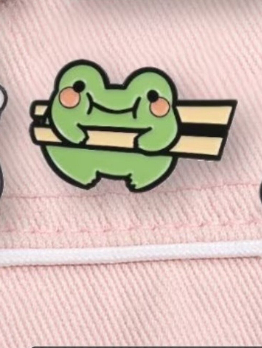 Cute Green Frog Enamel Pin - Accessories